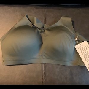 Enlite bra, lululemon NWT 38D